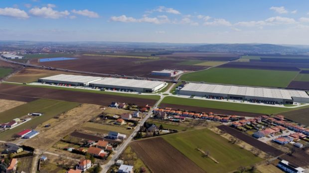 108 AGENCY: Zpomalení na industriálním trhu se nekoná