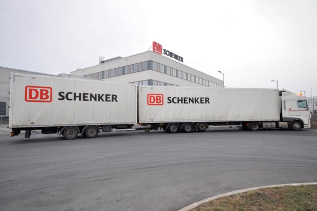 DB Schenker nasadil roadtrain na další tuzemskou linku